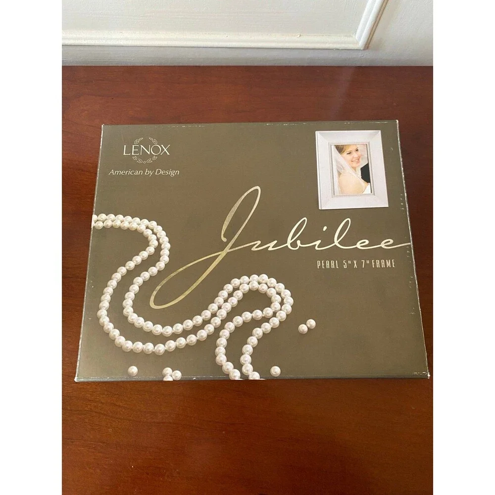 Lenox Jubilee Pearl 5x7 Picture Frame Wedding Anniversary NIB